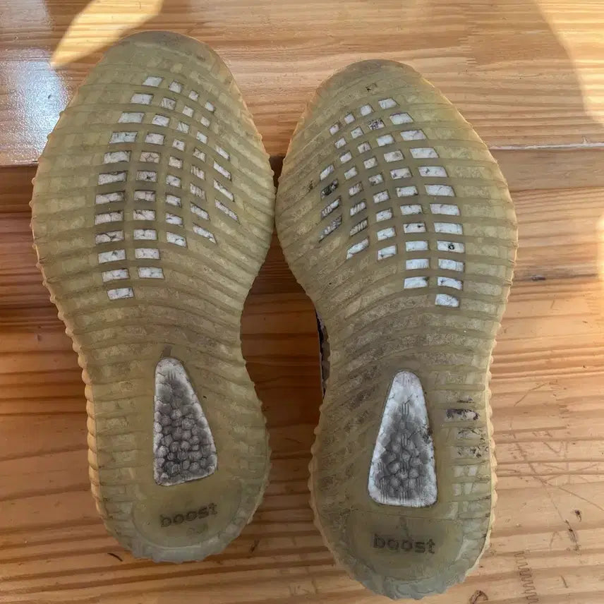 [BUNJANG] Adidas Yeezy Boost Zebra Sneakers / 아디다스 이지부스트 지브라
