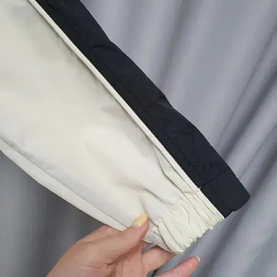 [SOLD OUT] 커버낫 윈드브레이커 후드 바람막이 집업 자켓