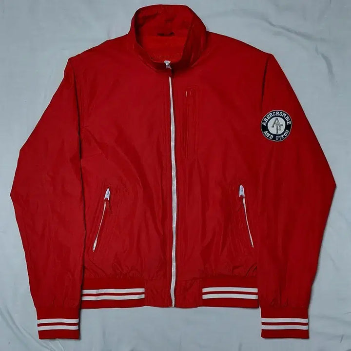 [BUNJANG] Abercrombie &amp; Fitch Vintage Patch Windbreaker (Red) / [L] 아베크롬비 &amp; 피치 빈티지 패치 윈드브레이커 (레드)