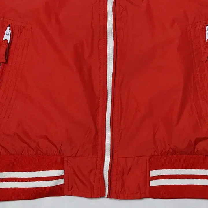 [BUNJANG] Abercrombie &amp; Fitch Vintage Patch Windbreaker (Red) / [L] 아베크롬비 &amp; 피치 빈티지 패치 윈드브레이커 (레드)