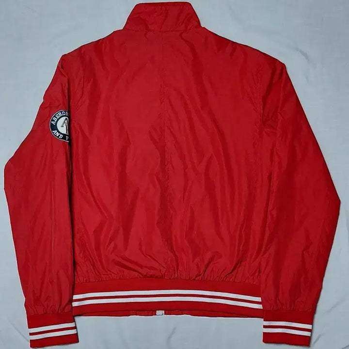 [BUNJANG] Abercrombie &amp; Fitch Vintage Patch Windbreaker (Red) / [L] 아베크롬비 &amp; 피치 빈티지 패치 윈드브레이커 (레드)