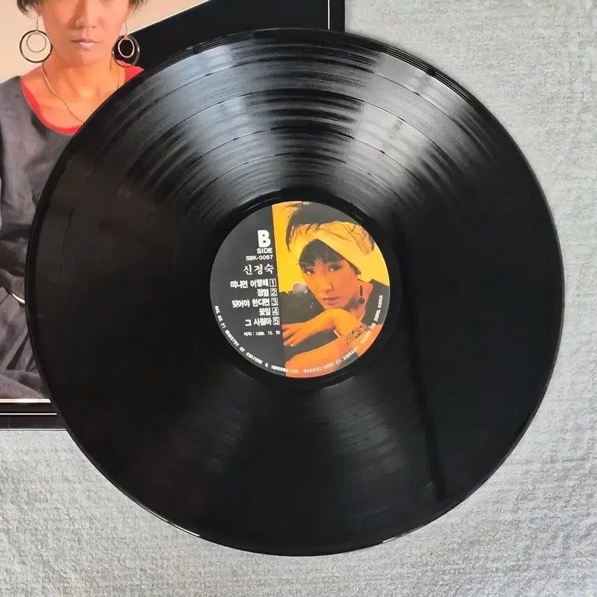 [BUNJANG] Shin Jung Suk LP Album / LP 신정숙 - 좀 더/떠나면 어떻해(신중현 작사/작곡집)86년초반