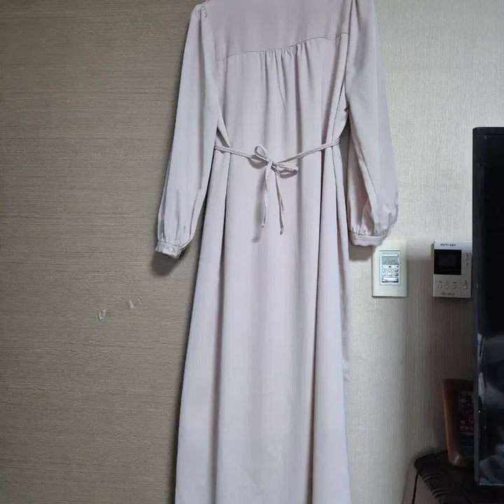 [BUNJANG] Ablly Shirt Dress Pink Beige / 에이블리 롱원피스 셔츠형 핑크베이지