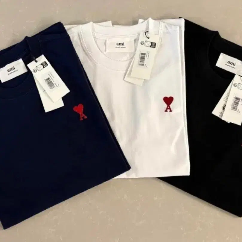 [BUNJANG] AMI Unisex Small Logo Heart Round Short Sleeve T-shirt / 정품/새상품) 아미 남녀공용 스몰로고하트  라운드 반팔