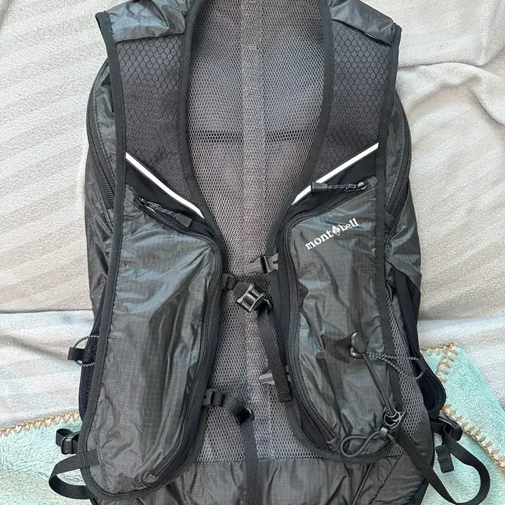 [BUNJANG] Montbell Cross Runner Backpack 20L / 몽벨 크로스러너백 20L