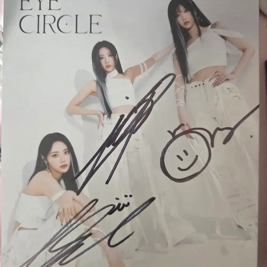 [BUNJANG] ARTMS Odd Eye Circle Signed Album / 아르테미스 오드아이써클 싸인 앨범