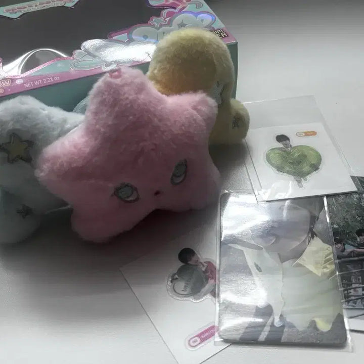 [BUNJANG] NCT WISH Sakuya Photocard + Sakuya &amp; Ryo Tteokbokki Sticker / NCT WISH 팝츄 (사쿠야 포카 + 사쿠야,료 띠부씰 )