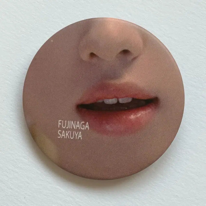 [BUNJANG] NCT WISH Sakuya Pin Button / 엔시티위시 사쿠야 입술 핀버튼 비공굿 nctwish sakuya