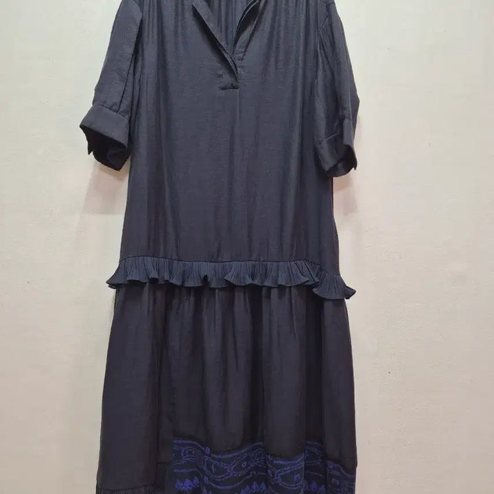 [BUNJANG] Benetton Long Dress (Size 55) / 23s 베네통 롱원핏(55-통55)