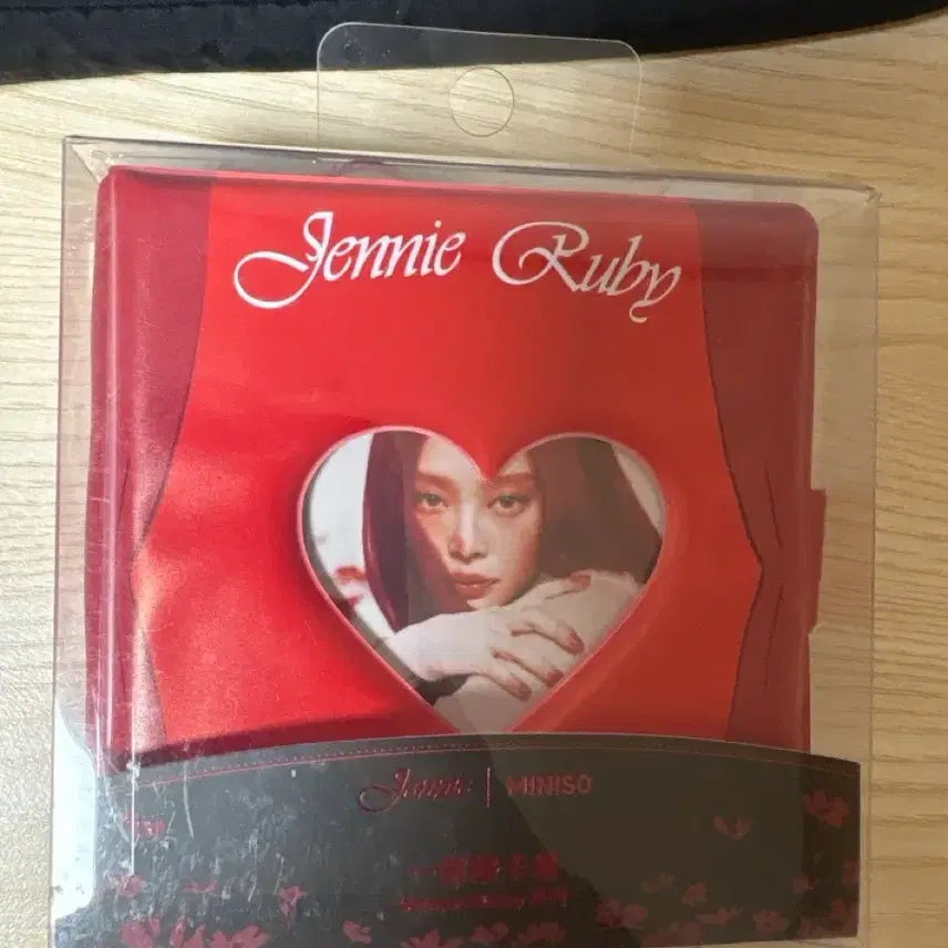 [BUNJANG] Jennie MiniSo Ruby 1-Tier Collect Book Photocard / 제니 미니소 루비 팝업 1단 콜렉트북 양도합니다!