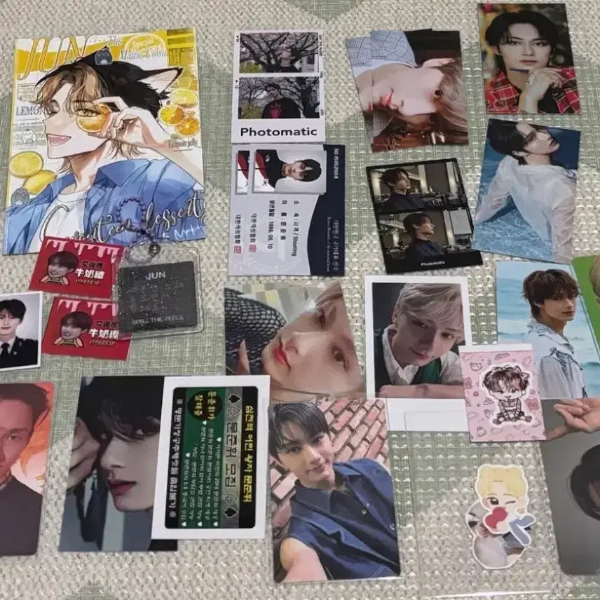 [BUNJANG] SEVENTEEN Jun Street Message Charm Unofficial Photocard Bundle Set / 세븐틴 준 스트리트 메시지 참 포카 비공굿 일괄