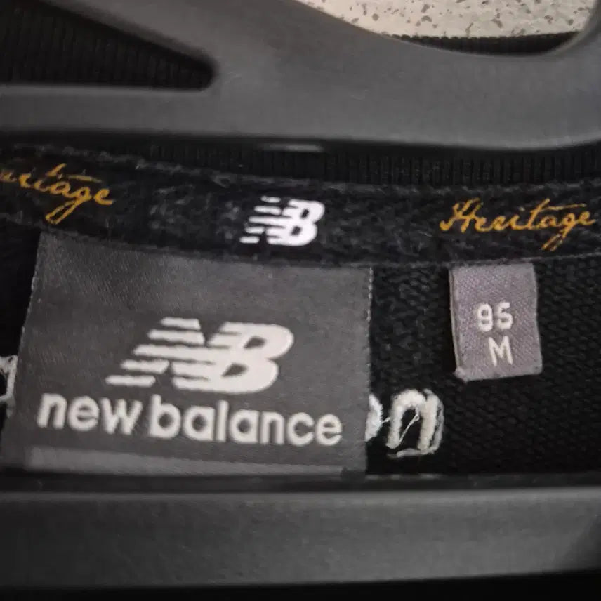 [BUNJANG] New Balance Long Sleeve T-Shirt / [95~100]뉴발란스 롱슬리브 긴팔티