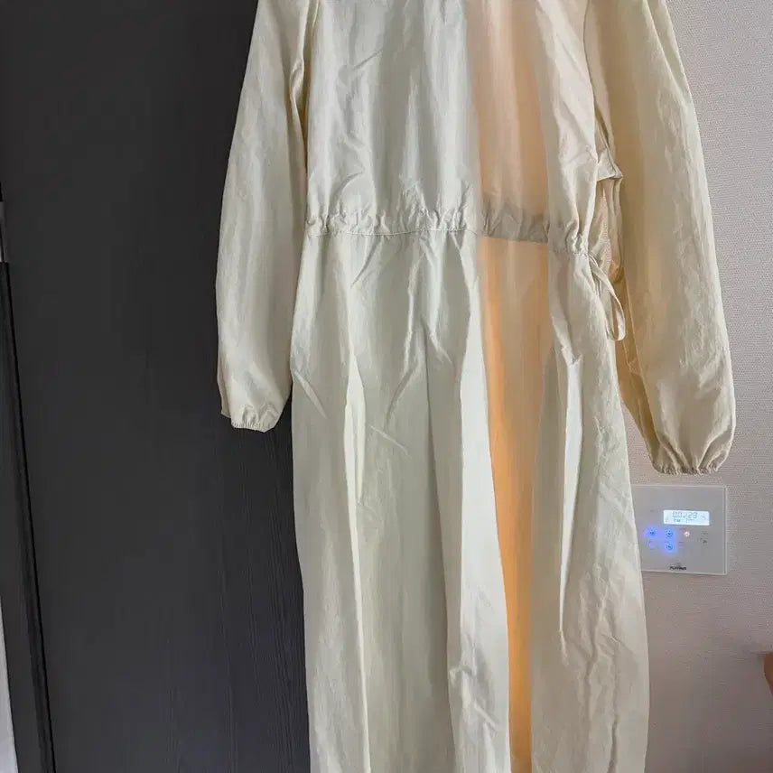 [BUNJANG] Avely Ivory Long Dress / 에이블리 아이보리 롱원피스