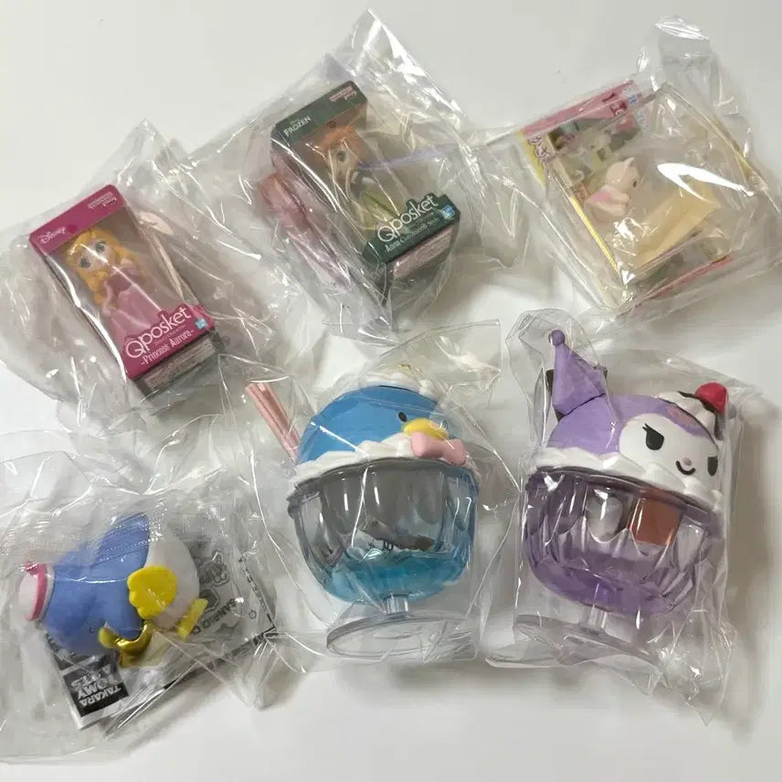 [BUNJANG] Sanrio Q Posket Sleeping Beauty &amp; Anna, Sylvanian Families Mini Figures / 일본 가챠 산리오 큐포스켓 실바니안 공주