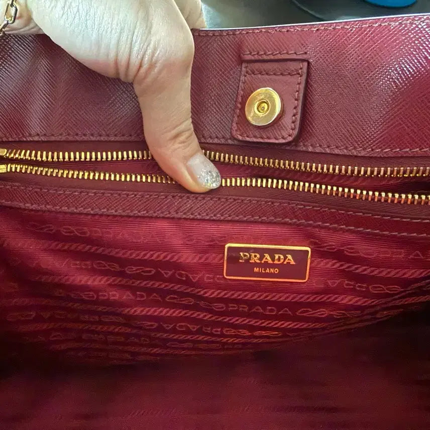 [BUNJANG] Prada Saffiano Leather Tote Bag / 프라다 사피아노 가죽 토트백 버건디 정품