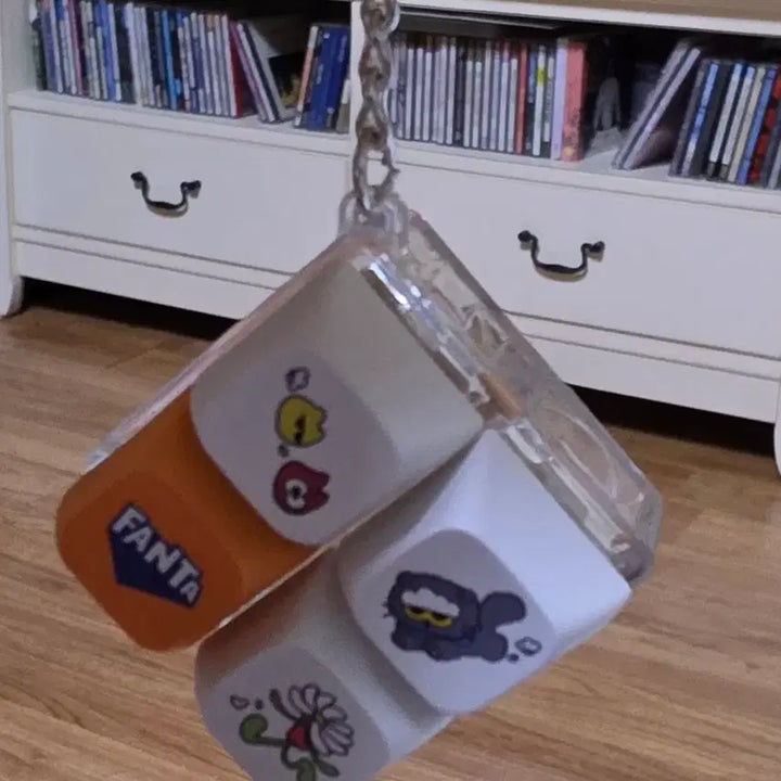 [SOLD OUT] 지드래곤 조아 캐릭터 큐브 키링 새상품