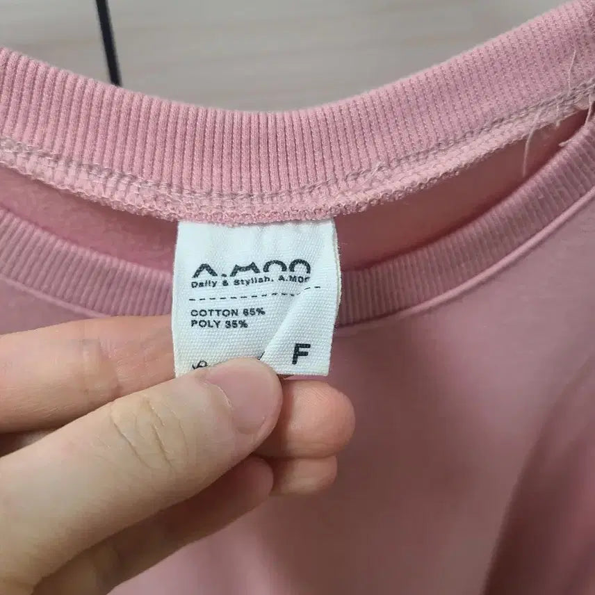 [BUNJANG] Avely Basic Crewneck Sweatshirt / 에이블리 무지 맨투맨 1번착용