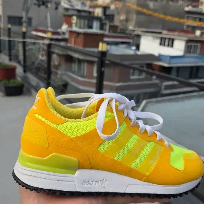 [BUNJANG] Adidas ZX 700 Yellow Women&