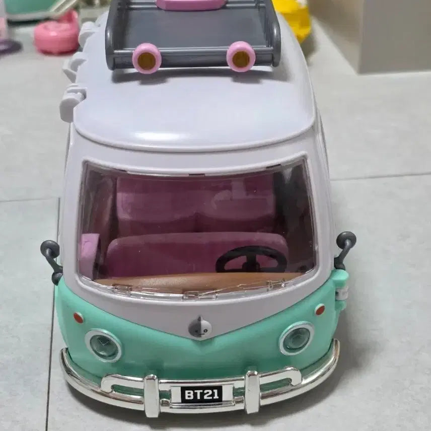 [BUNJANG] BT21 Camping Car Figure Set / 방탄소년단 BT21 캠핑카 피규어
