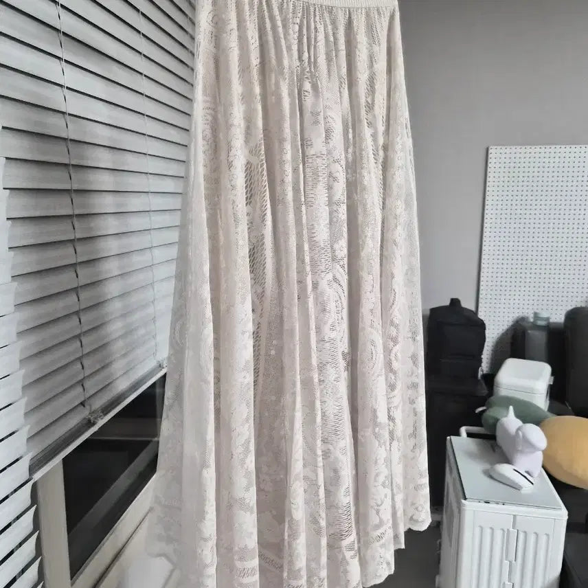[BUNJANG] Ivory Lace Long Skirt / 택채새제품,5만원후반대) 아이보리 고급레이스 롱스커트 S