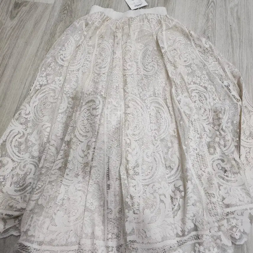 [BUNJANG] Ivory Lace Long Skirt / 택채새제품,5만원후반대) 아이보리 고급레이스 롱스커트 S
