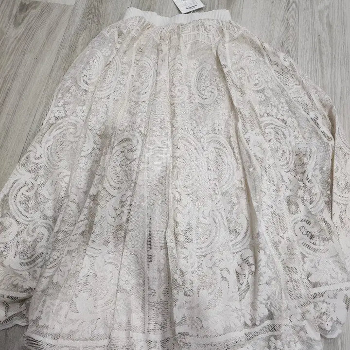 [BUNJANG] Ivory Lace Long Skirt / 택채새제품,5만원후반대) 아이보리 고급레이스 롱스커트 S