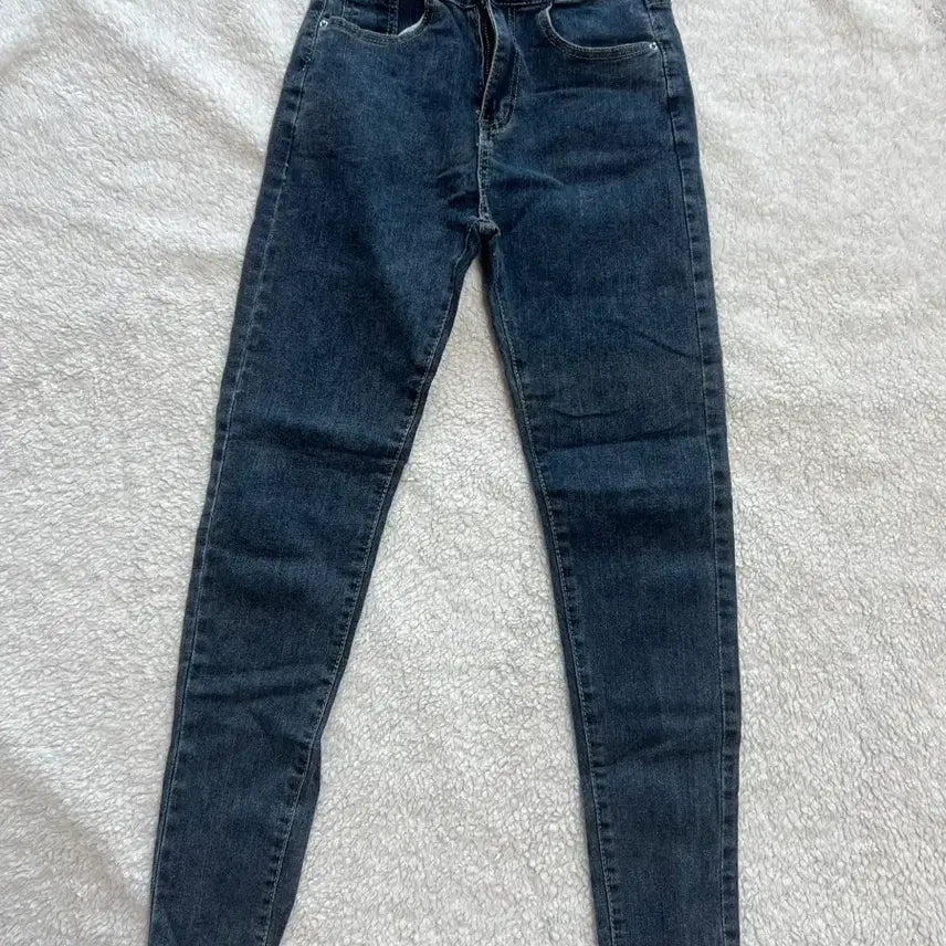 [BUNJANG] Two-Button Jeans (Medium Blue, Size S) / 투버튼 중청 S 사이즈