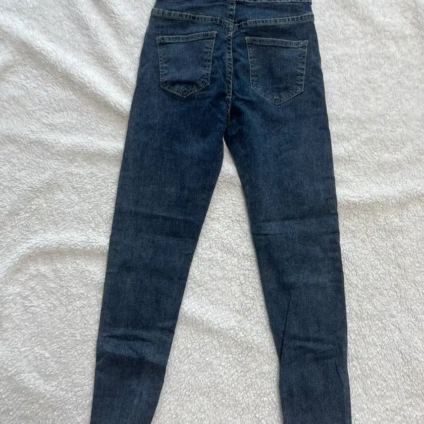 [BUNJANG] Two-Button Jeans (Medium Blue, Size S) / 투버튼 중청 S 사이즈