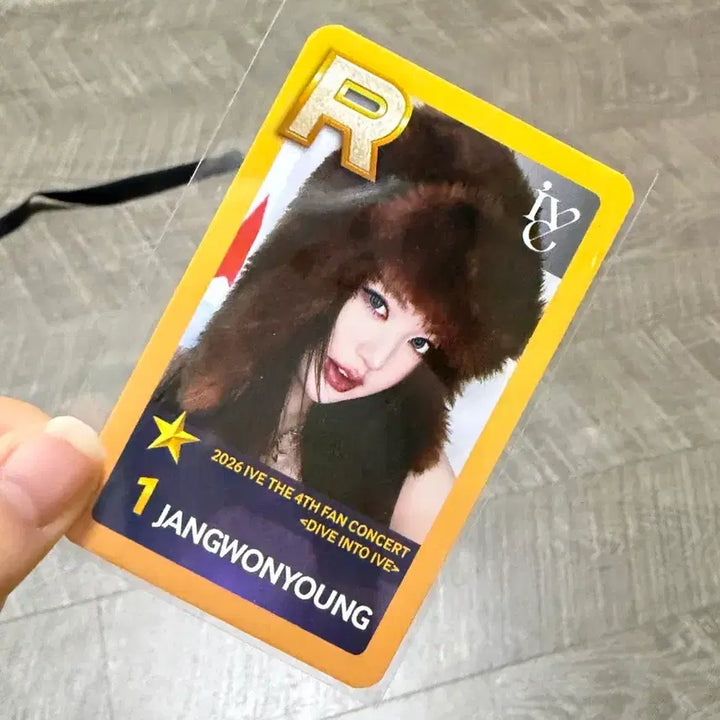 [BUNJANG] IVE Wonyoung Superstar IZ*ONE Photocard / 아이브 장원영 슈스쉽 포카
