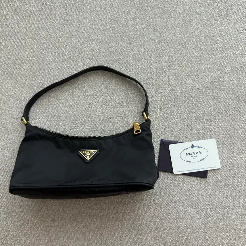 [BUNJANG] Prada Nylon Mini Hobo Shoulder Bag / 마지막가격,프라다백+돌체앤가바나시계