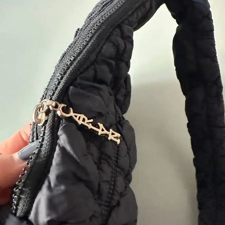 [BUNJANG] Carlin Quilted Shoulder Bag / 칼린퀼팅가방