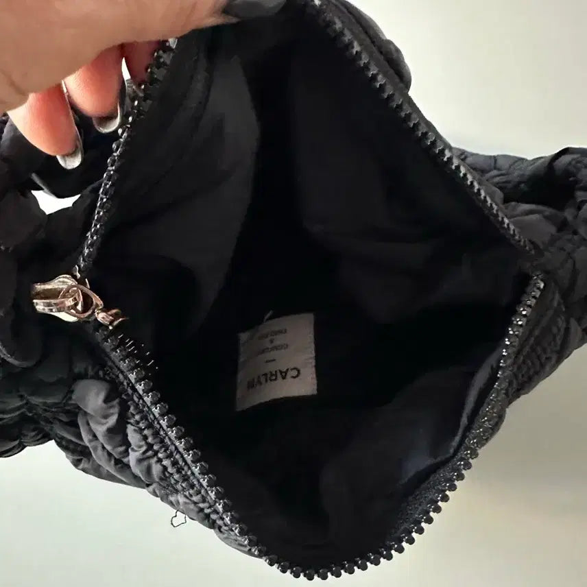 [BUNJANG] Carlin Quilted Shoulder Bag / 칼린퀼팅가방