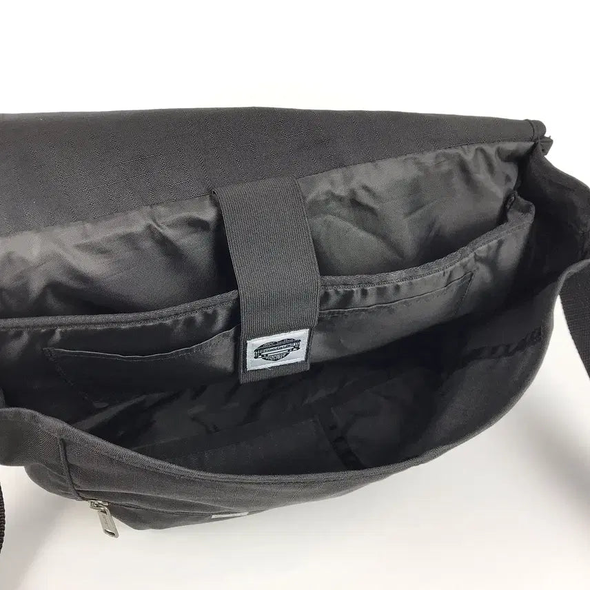 [BUNJANG] Carhartt D89 Messenger Bag / 칼하트 D89 메신저백 크로스백 가방