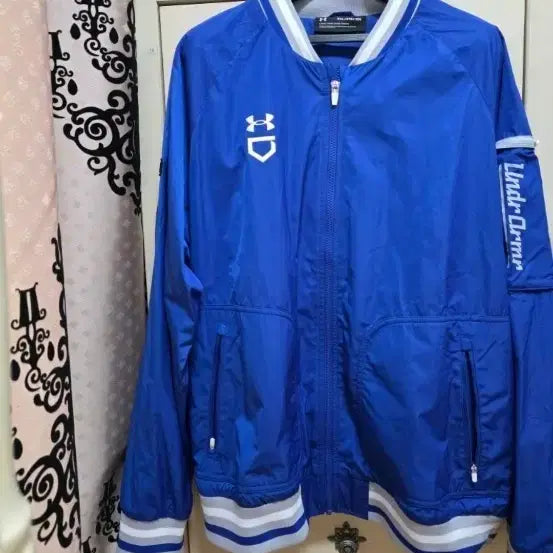 [SOLD OUT] 언더아머  삼성스타디움 야구점퍼(새상품)
