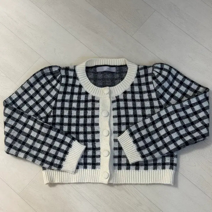 [BUNJANG] 8 Seconds Checked Cardigan / 에잇세컨즈 체크 가디건