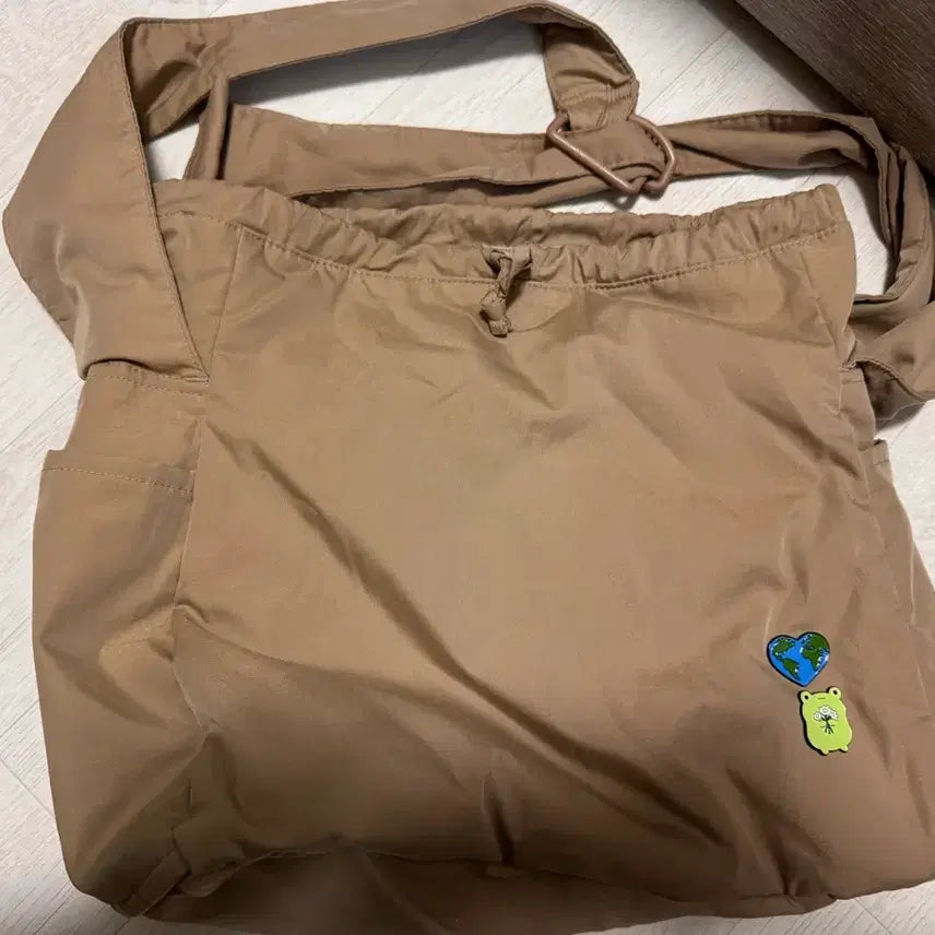 [BUNJANG] Uniqlo Puppy Shoulder Bag Beige / 유니클로 퍼피 숄더백