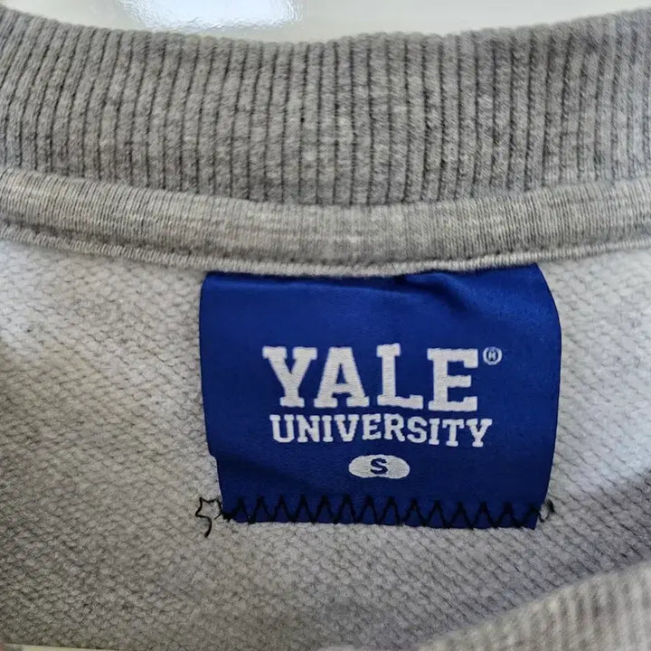 [BUNJANG] Yale University Bulldog Sweatshirt Grey S / 예일대학교 불독 맨투맨 티셔츠 회색 s