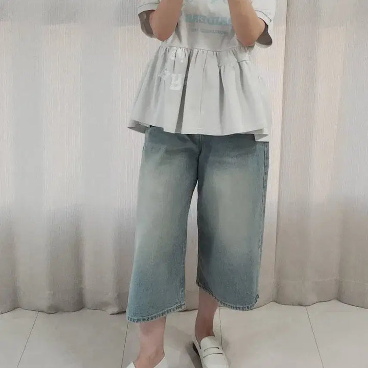 [BUNJANG] Light Wash 8-Length Wide Denim Cropped Pants / 8부 연청 와이드 데님 / 버뮤다 청반바지 봄 여름 크롭 팬츠 와이드