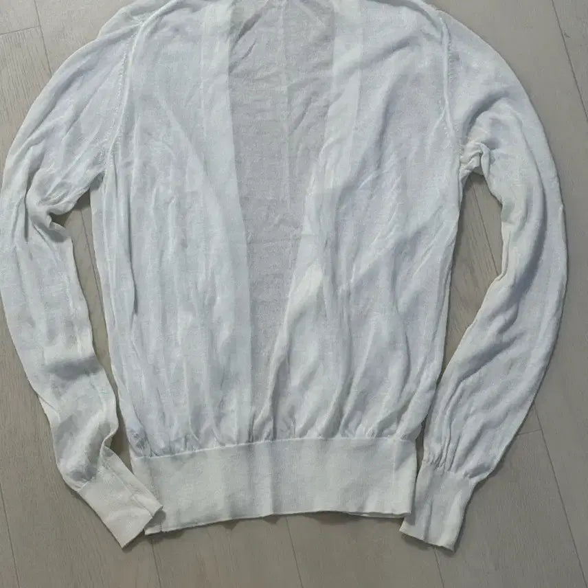 [BUNJANG] Uniqlo White Cardigan M Size / 유니클로 화이트 가디건 M 사이즈