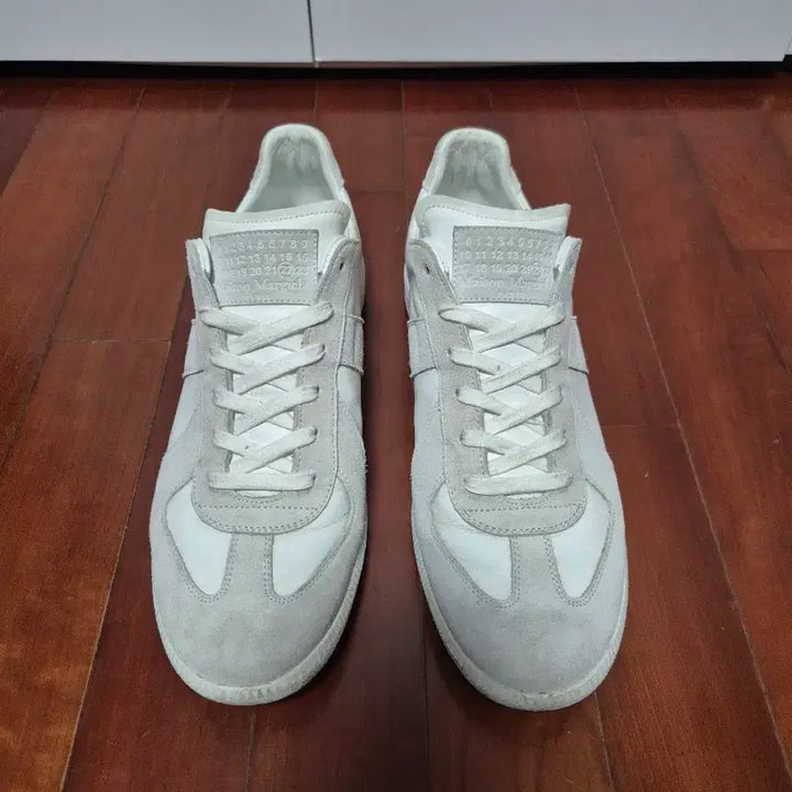 [SOLD OUT] 메종 마르지엘라 레플리카 스니커즈 44사이즈
