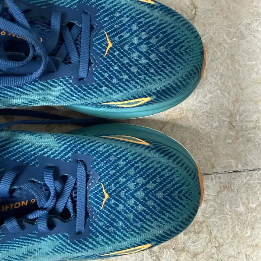 [BUNJANG] Hoka Clifton 9 Running Shoes / 호카 클리프톤 9 265