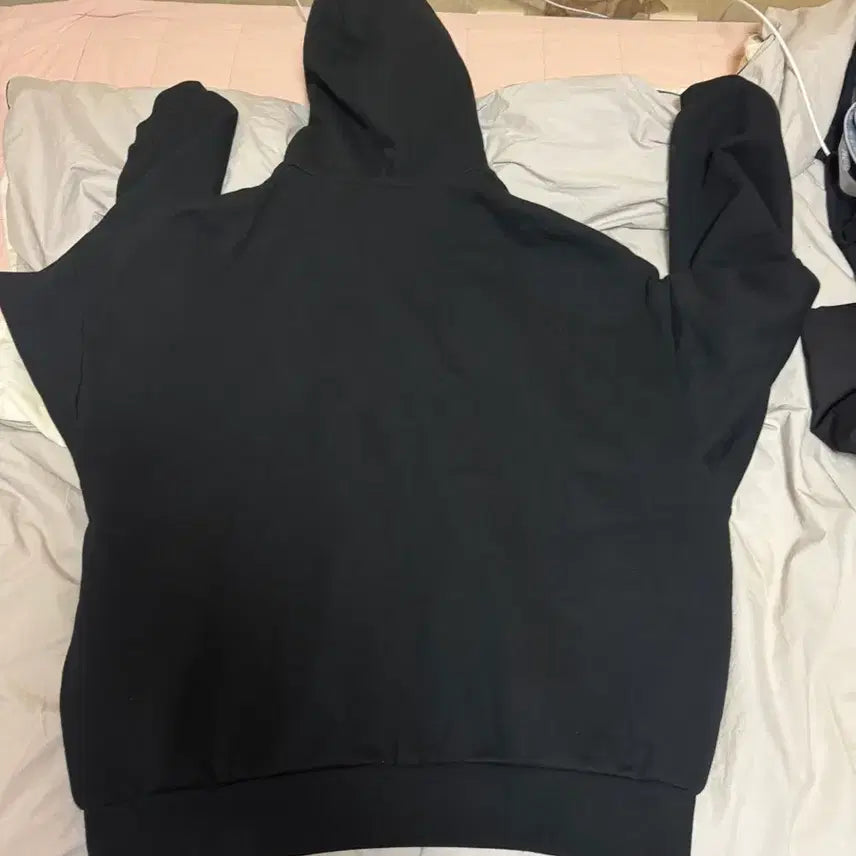 [BUNJANG] Essential Hoodie M - Black / 에센셜 후드티 m