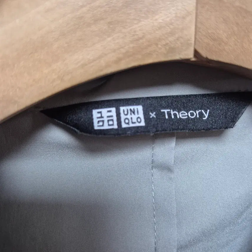 [BUNJANG] Uniqlo x Theory Blazer Jacket - Size M / (76) 유니클로x띠어리 블레이져 자켓