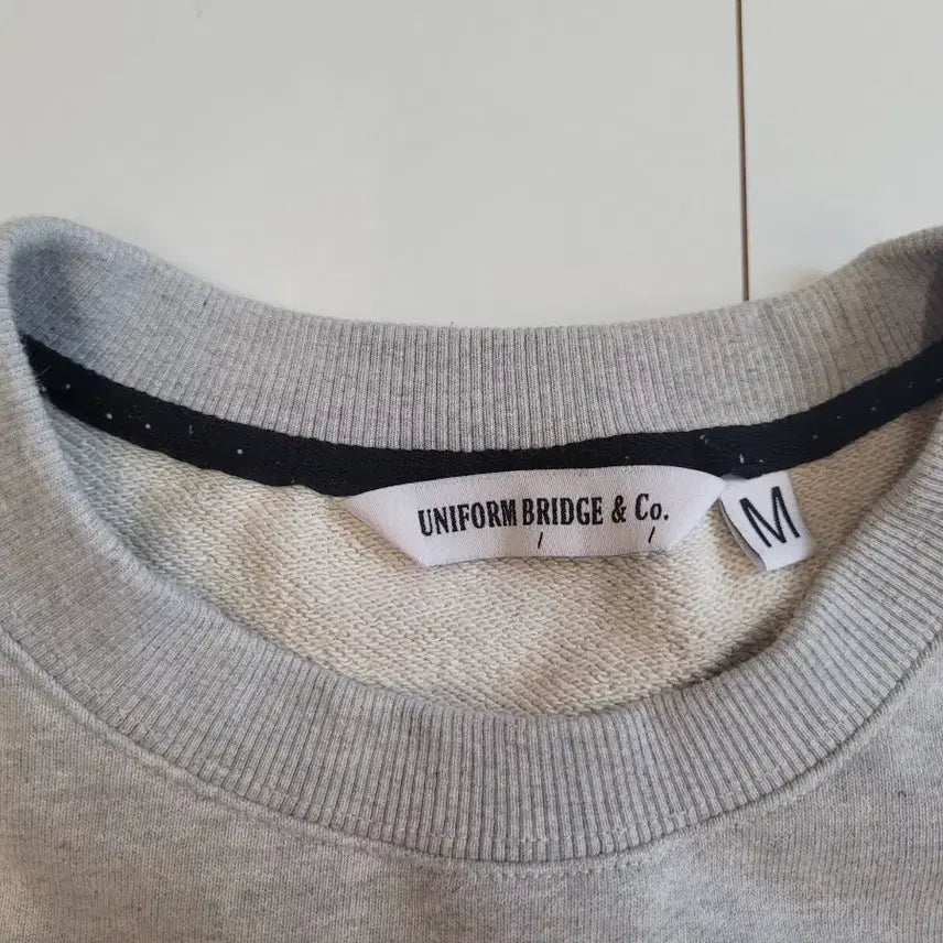 [BUNJANG] Uniform Bridge USMA Crewneck Sweatshirt (M) / 유니폼브릿지 USMA맨투맨 (M)