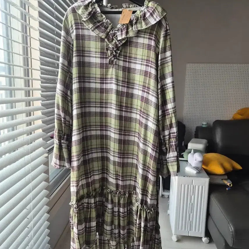 [BUNJANG] Frill Check Long One-Piece Dress / 택채 새제품) 무드있는 감성 체크 프릴 홈웨어 원피스