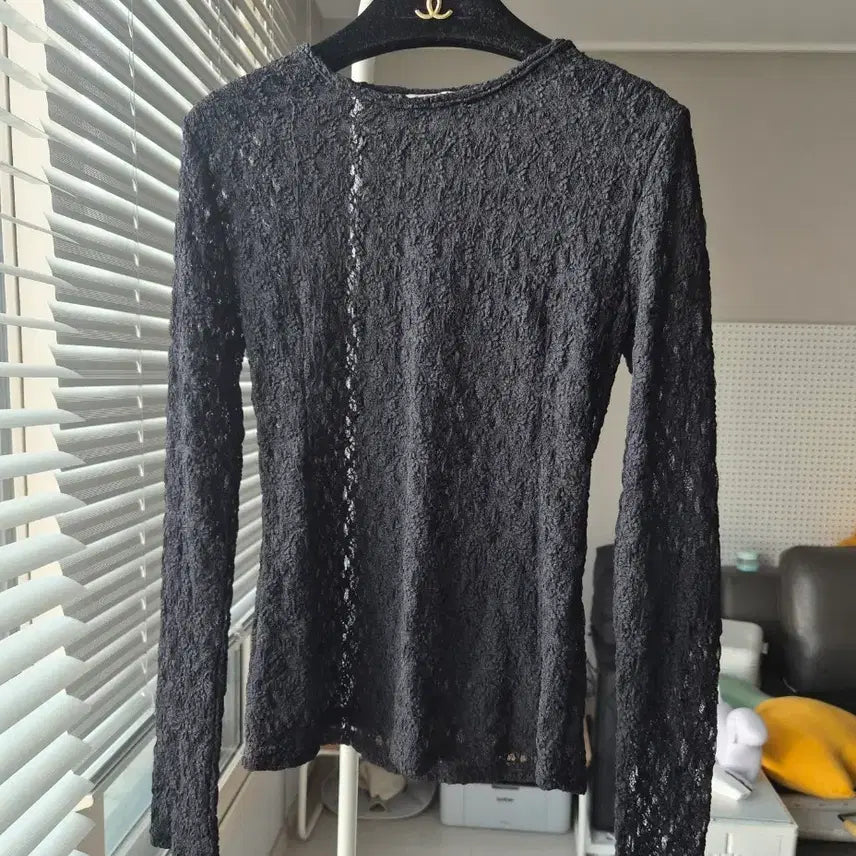 [BUNJANG] Black Spandex Lace See-Through Long-Sleeve T-Shirt / 미착용 새제품) 저가X. 블랙 쫀쫀 스판끼 레이스 시스루 긴팔 티셔츠