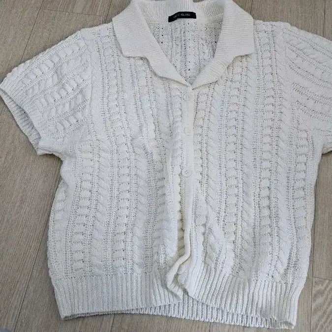 [BUNJANG] Plastic Island Ivory Cable Knit Cardigan / 플라스틱 아일랜드 아이보리 니트