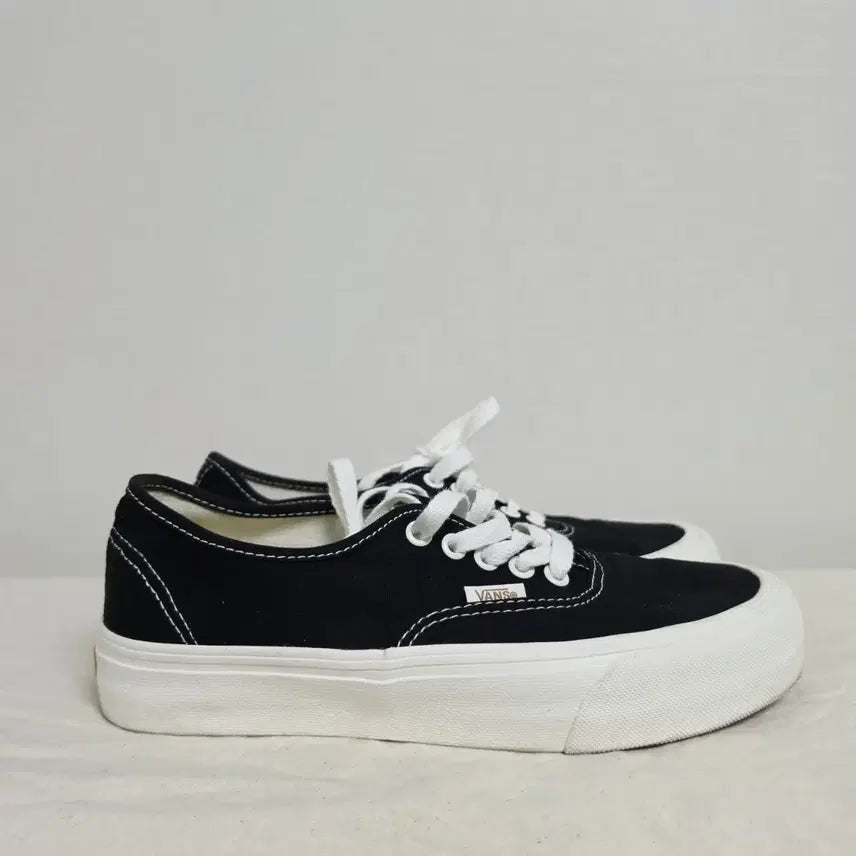 [BUNJANG] Vans Authentic Reissue Sneakers / 245반스 어센틱 리이슈 스니커즈  -741