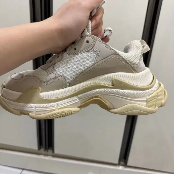 [SOLD OUT] 발렌시아가 트리플S 37