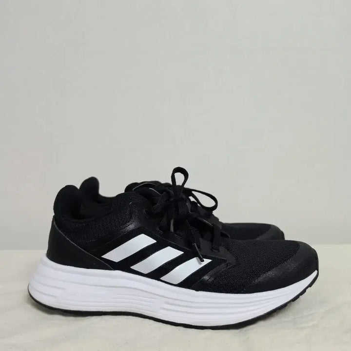 [SOLD OUT] 235아디다스 갤럭시5 런닝화  -745